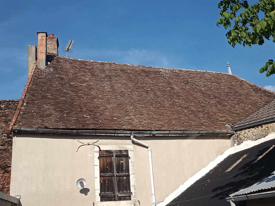 Toiture avant rénovation - État initial avant intervention couvreur Lot (46)